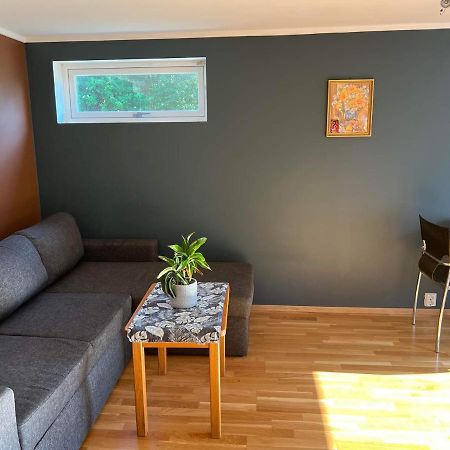 Feelhome Small 1 Bedroom Apartment Polar Vegen Tromsø Kültér fotó